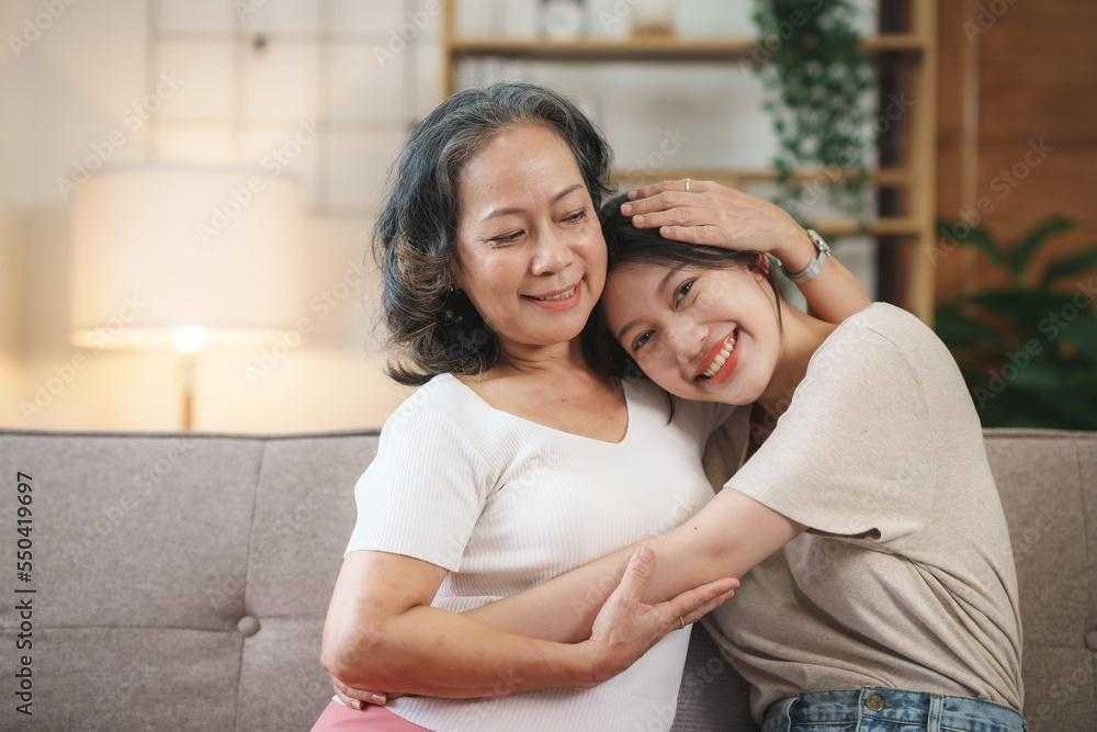 Quà Tặng 8/3 Cho Mẹ Chồng Tương Lai